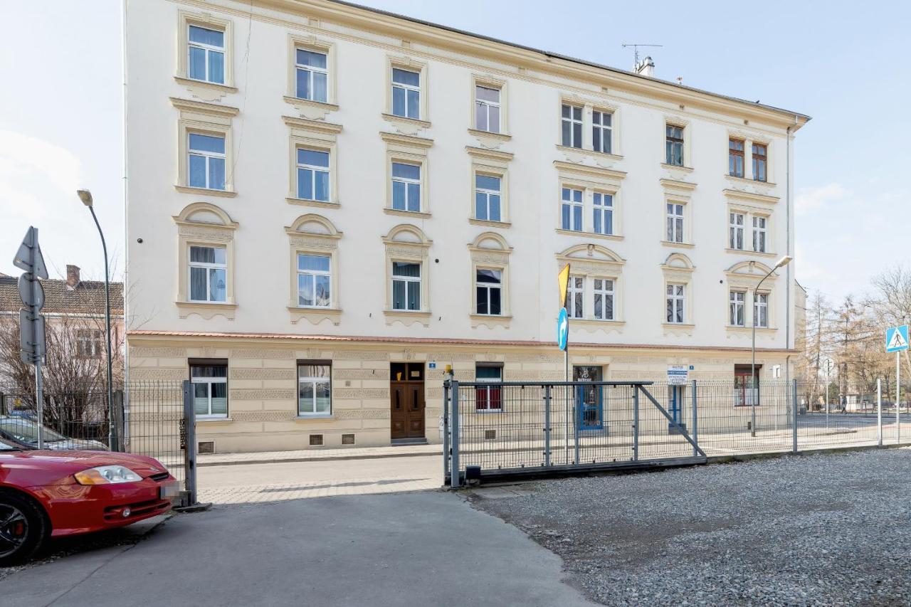 Sweet Family Apartment Chodkiewicza Rondo Grzegorzeckie By Noclegi Renters Краков Экстерьер фото